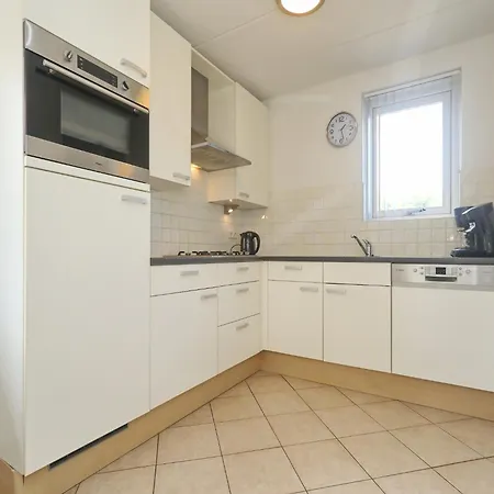 In With Sunny Garden בית נופש *