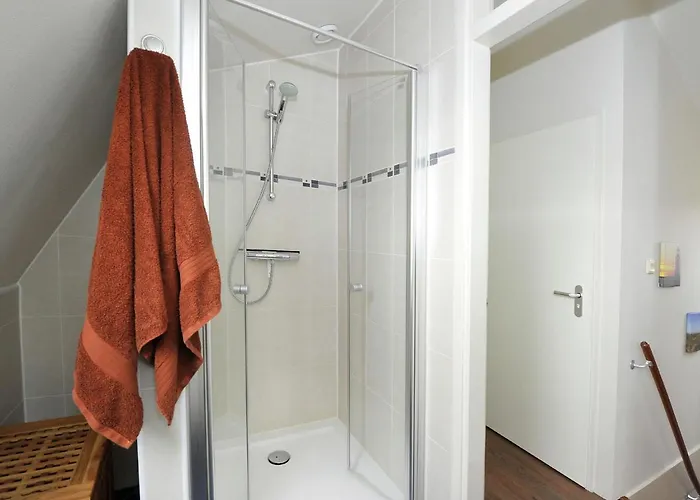 Ferienhaus In With Sunny Garden *