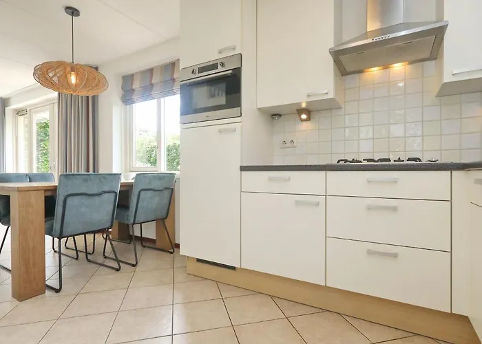 In With Sunny Garden Semesterbostad *